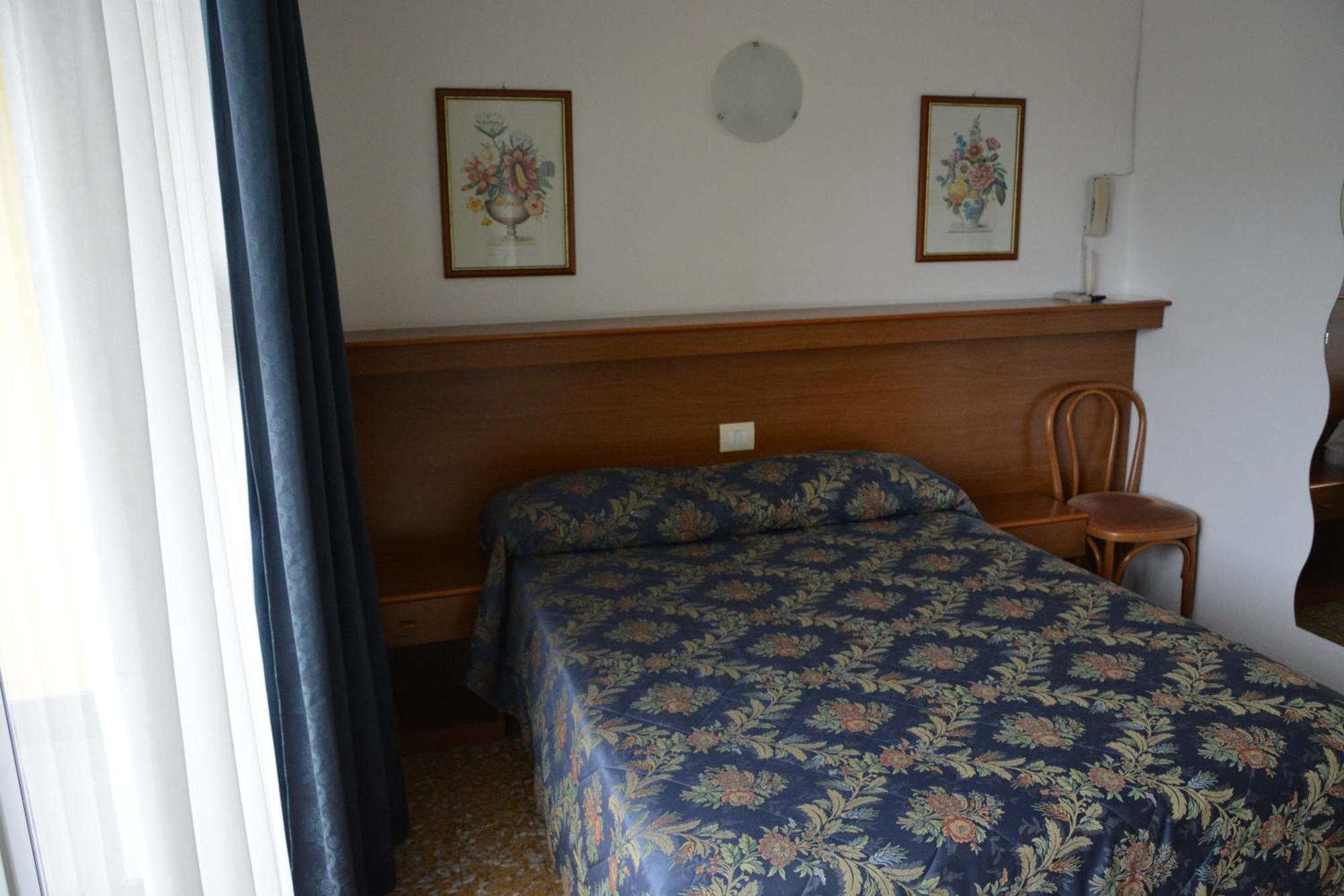 Hotel Primo Riva del Garda Esterno foto