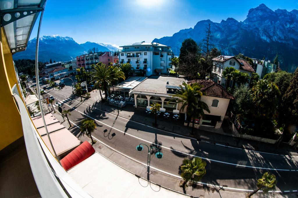 Hotel Primo Riva del Garda Esterno foto