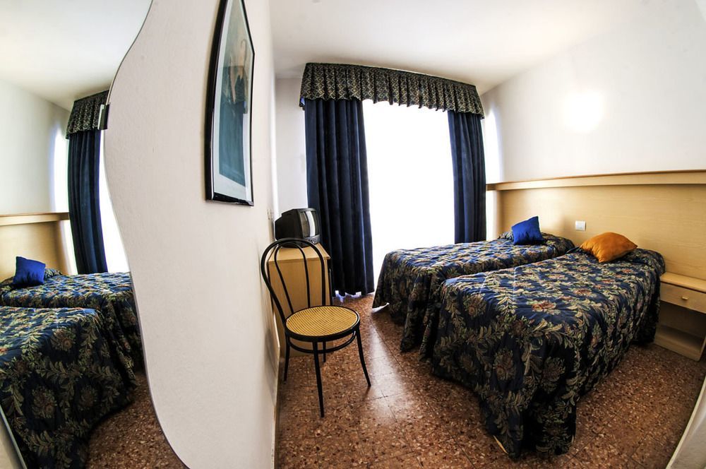 Hotel Primo Riva del Garda Esterno foto