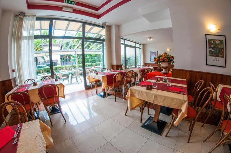 Hotel Primo Riva del Garda Esterno foto